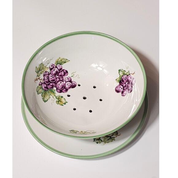 1940s Bohemia Porcelain Fruit Colander Painted Grapes Made in Czechoslovakia - Picture 1 of 9